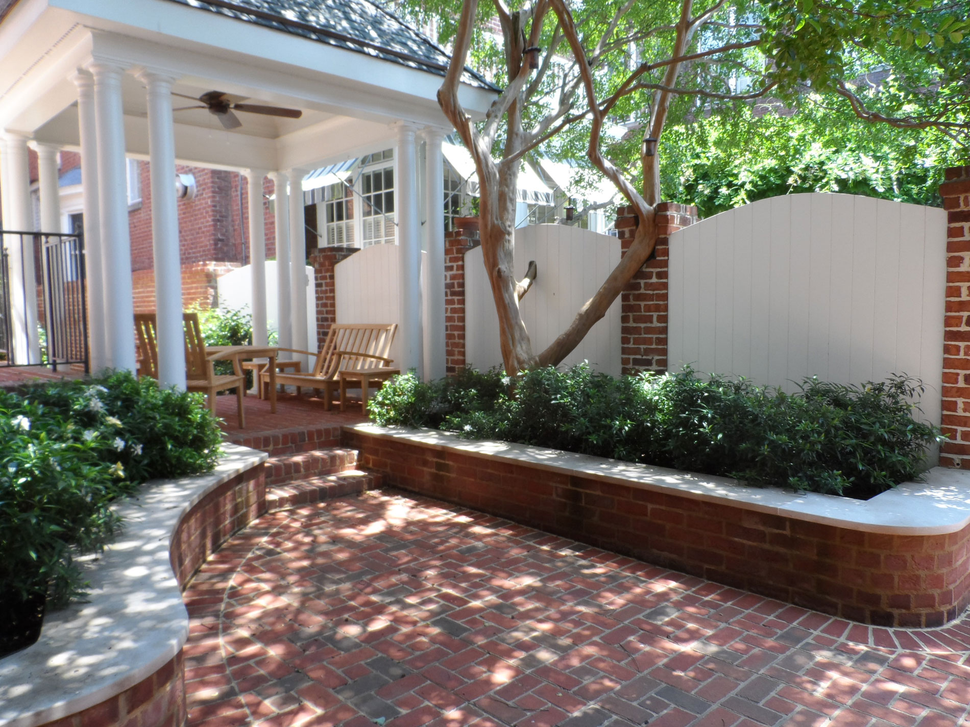 Monument Avenue Garden, Richmond, Virginia